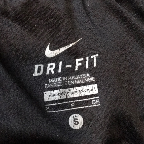 Nike shorts - Picture 3 of 3